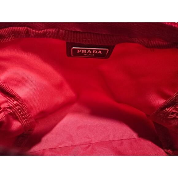Authentic Prada Triangle Logo Plate Cosmetics Pouch Vera Nylon Rosso w/OrigCards - Picture 3 of 9